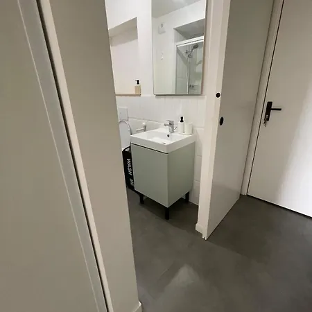Bright And Peaceful With Extendable Bed Apartment *