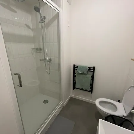 Apartment Bright And Peaceful With Extendable Bed *