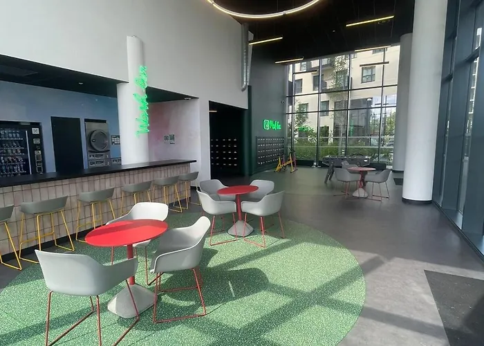 Bright And Peaceful With Extendable Bed *