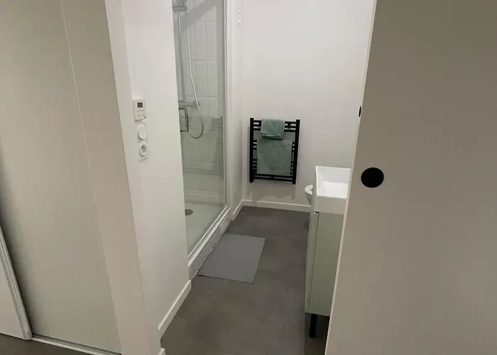 Bright And Peaceful With Extendable Bed Apartment